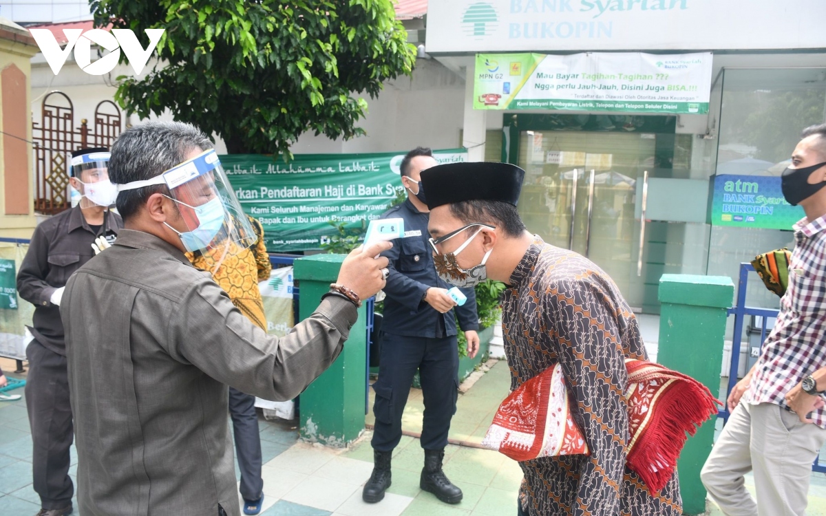 Indonesia lo chống dịch dịp lễ Eid Al-Fitr, Thái Lan có 34 ca Covid-19 tử vong trong ngày